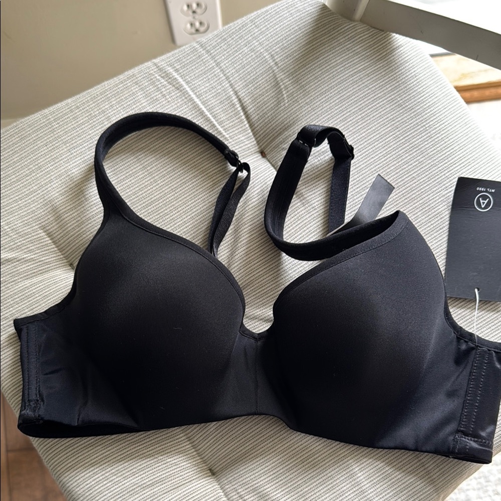 Black T-Shirt Bra with Molded Cups and Adjustable Straps